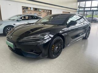 Denza Z9