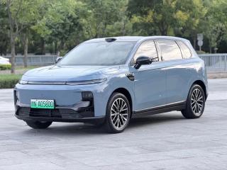 Leapmotor B10