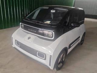 Baojun E300