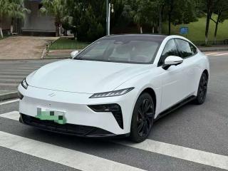 E-pi Sedan