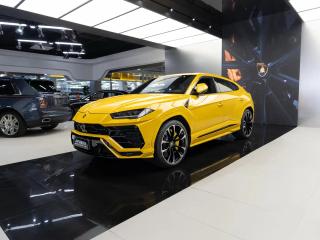 Urus Suv