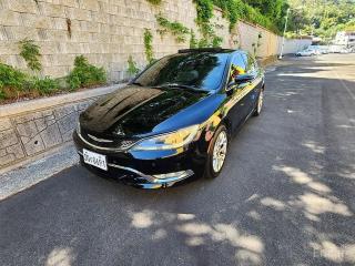 Chrysler 200