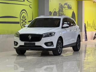 Borgward Bx7