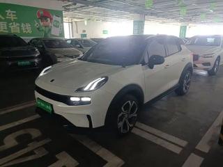 Lynk&co 06