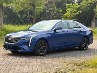 Cadillac Ct