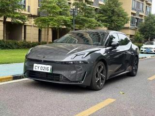 Lynk&co 07