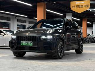 Lynk&co 09