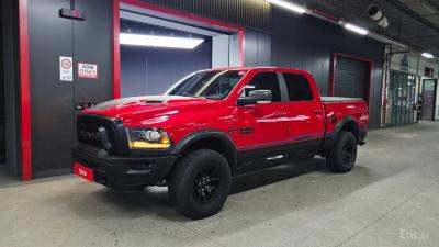 Dodge Ram Pick Up