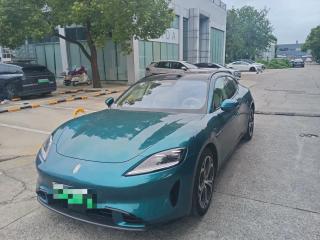 Shangjie Z