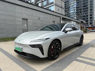 E-pi Sedan