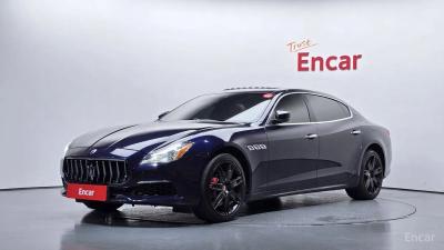Maserati Quattroporte