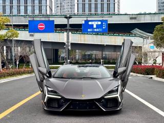 Urus Supercar