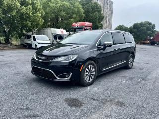 Chrysler Dodge_grand_caravan_phev