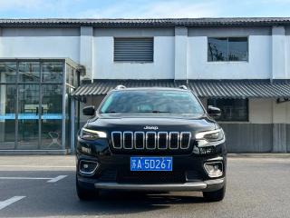 Jeep cherokee