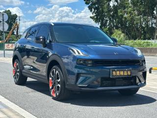 Lynk&co 06