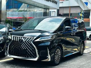 Lexus LM
