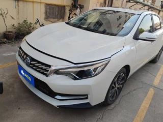 Venucia D