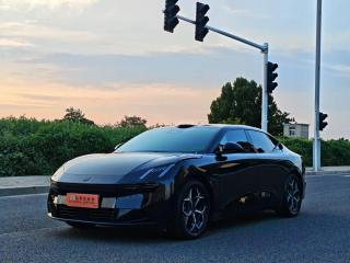 Lynk&co 10