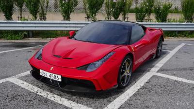 Ferrari 458
