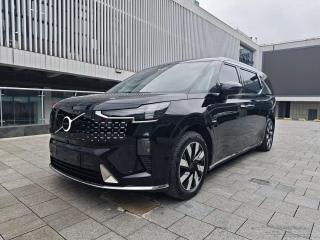 Volvo Em90