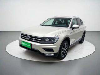 Tanyue L