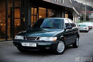 Saab 900