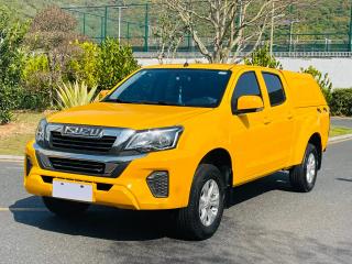 Isuzu Remex