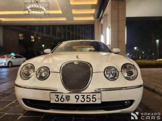 Jaguar S-TYPE