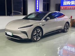 Roewe F7