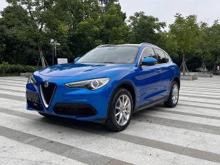 Stelvio Stelvio