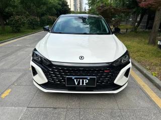 Yixuan Max