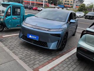 Venucia Vx6