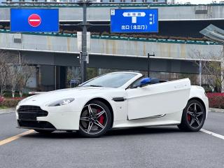 Aston-martin V8_vantage