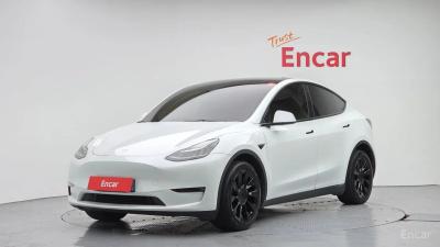 Tesla model-y