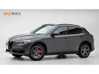 Giulia Stelvio