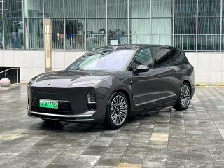 Nio Es