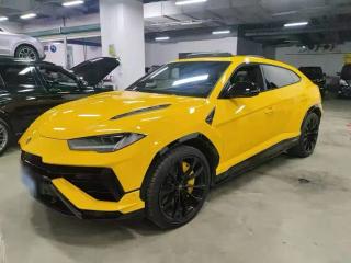 Urus Suv