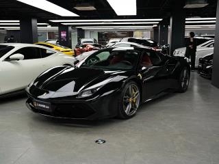 Ferrari 488