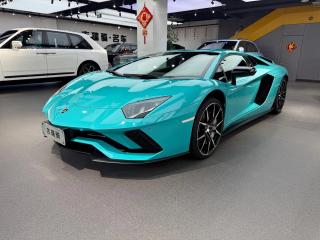 Urus Aventador