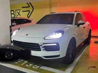 macan cayenne