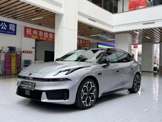 Lynk&co 07