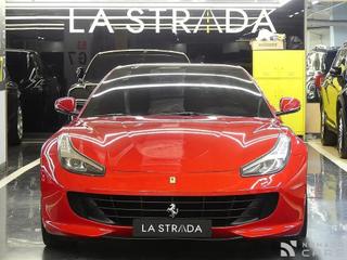 Ferrari GTC4 Lusso