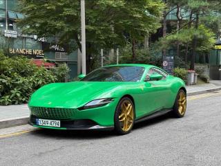 Ferrari Roma