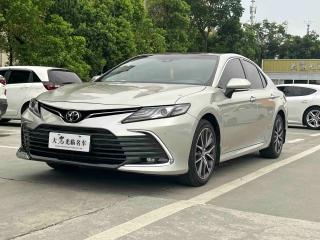 alphard camry