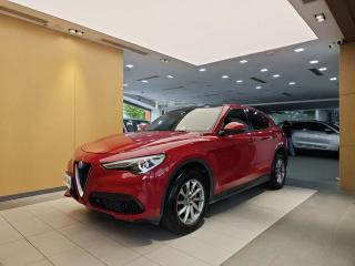 Giulia Stelvio