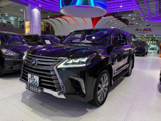 Lexus LX