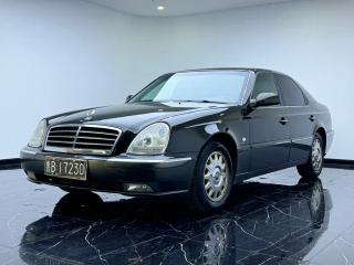 Zhuxi Limousine