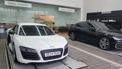 Audi R8