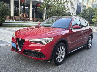 Giulia Stelvio