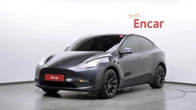 Tesla model-y